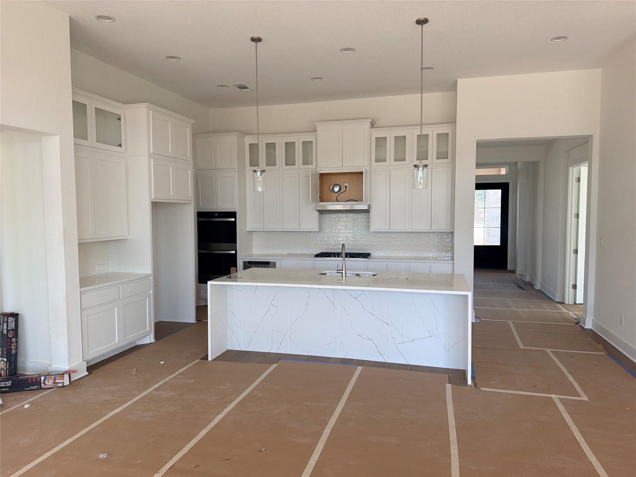 3608 Emerald Lake Path Property Photo 2