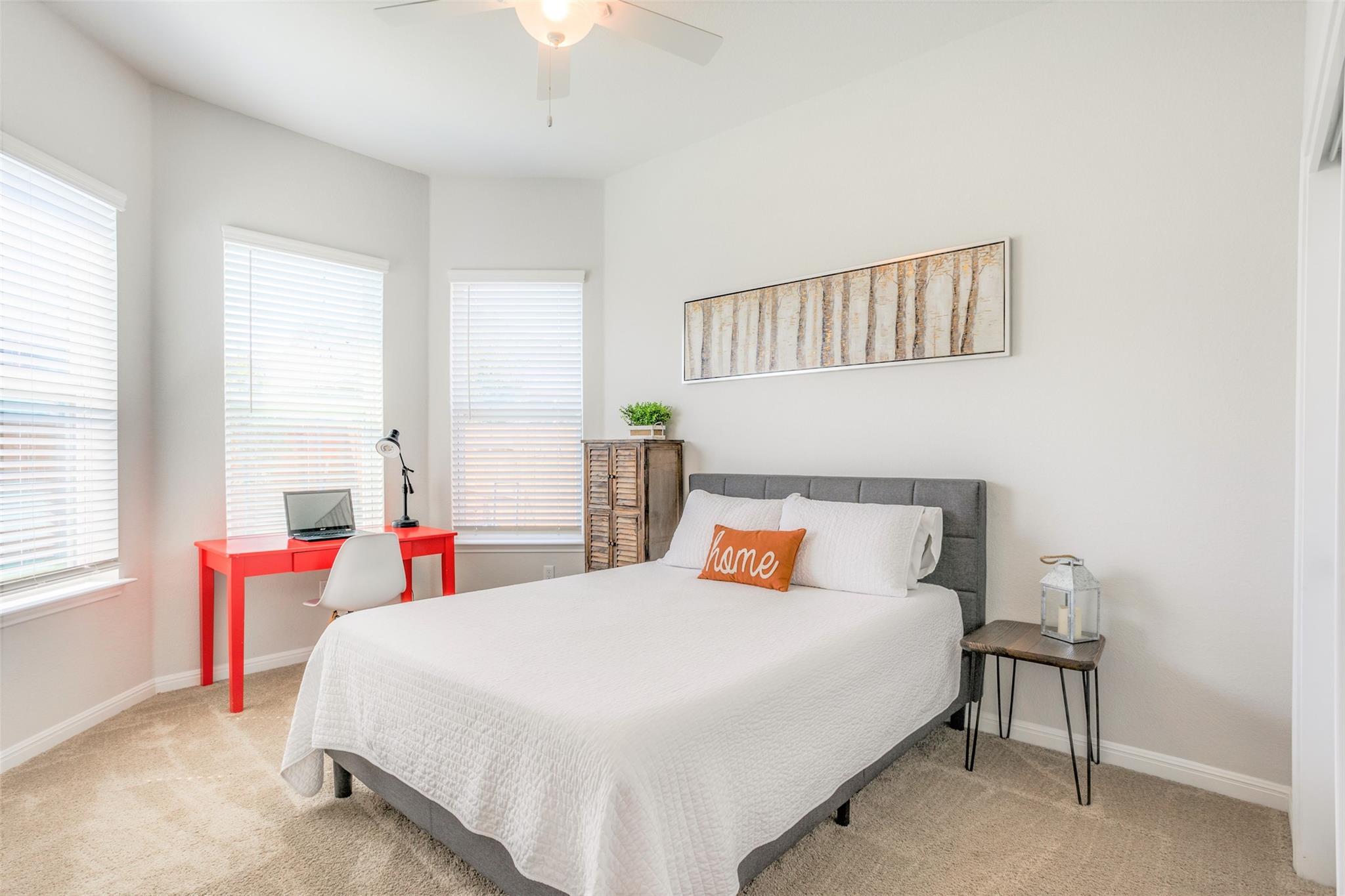8313 Silhouette St Property Photo 12