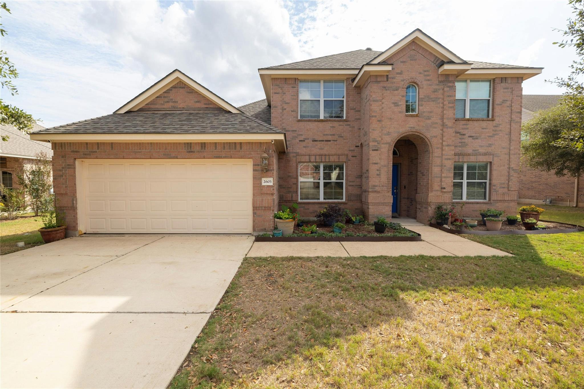 2603 White Stallion Way Property Photo 3