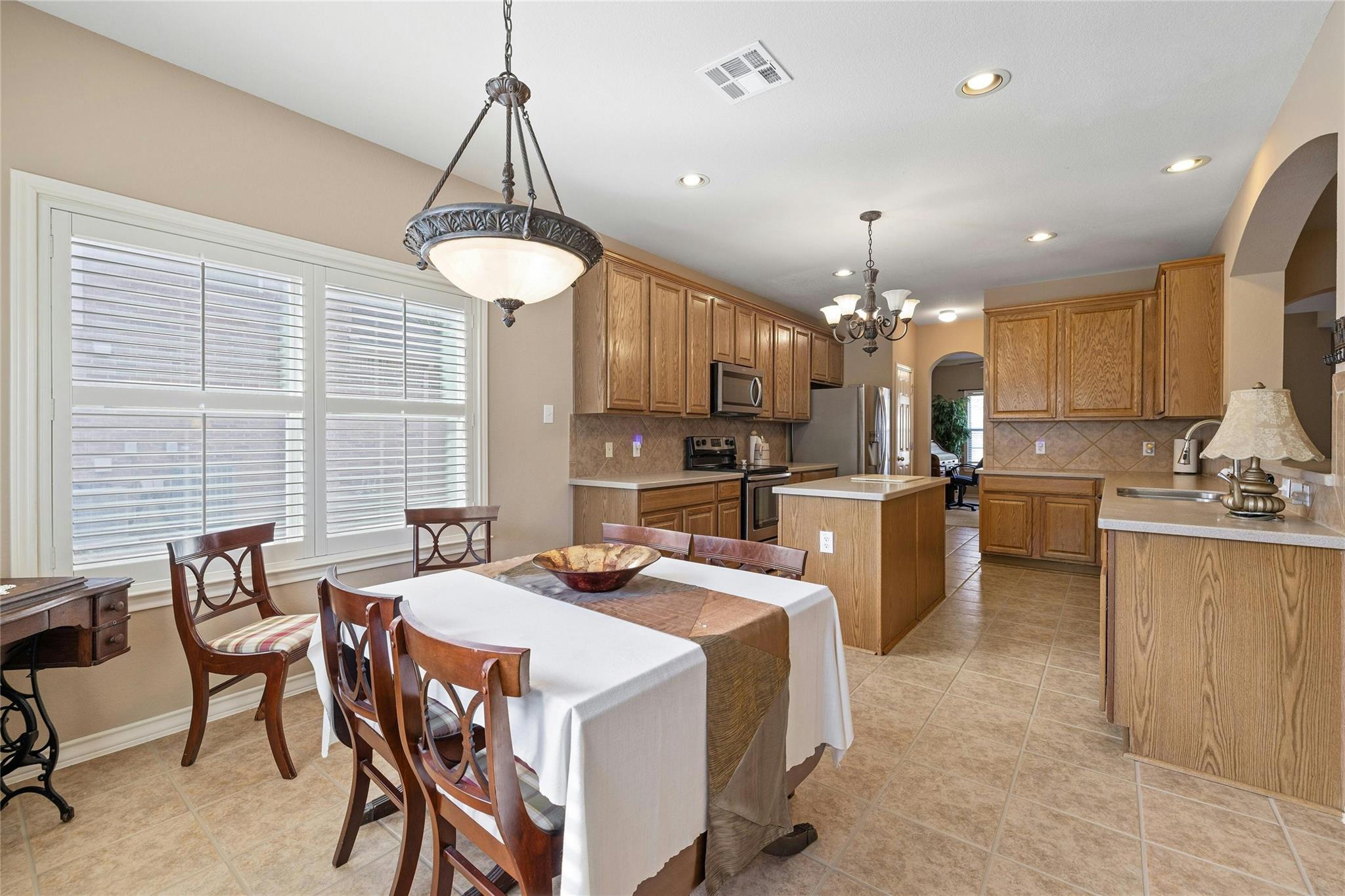 2603 White Stallion Way Property Photo 13