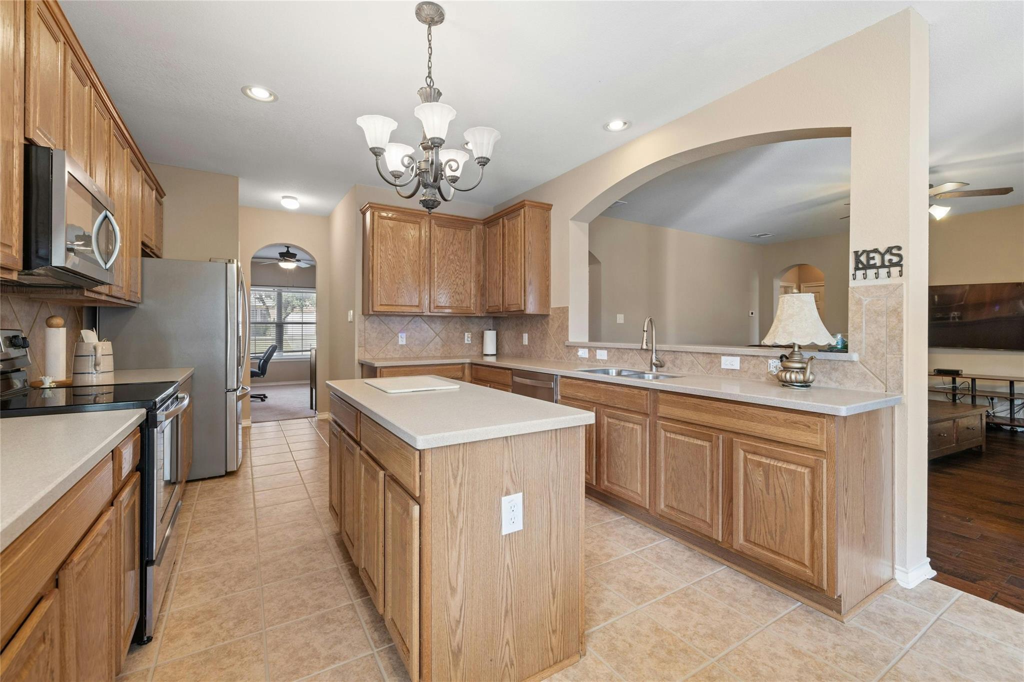 2603 White Stallion Way Property Photo 14
