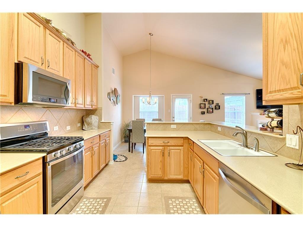 3321 Tavistock Dr Property Photo 2
