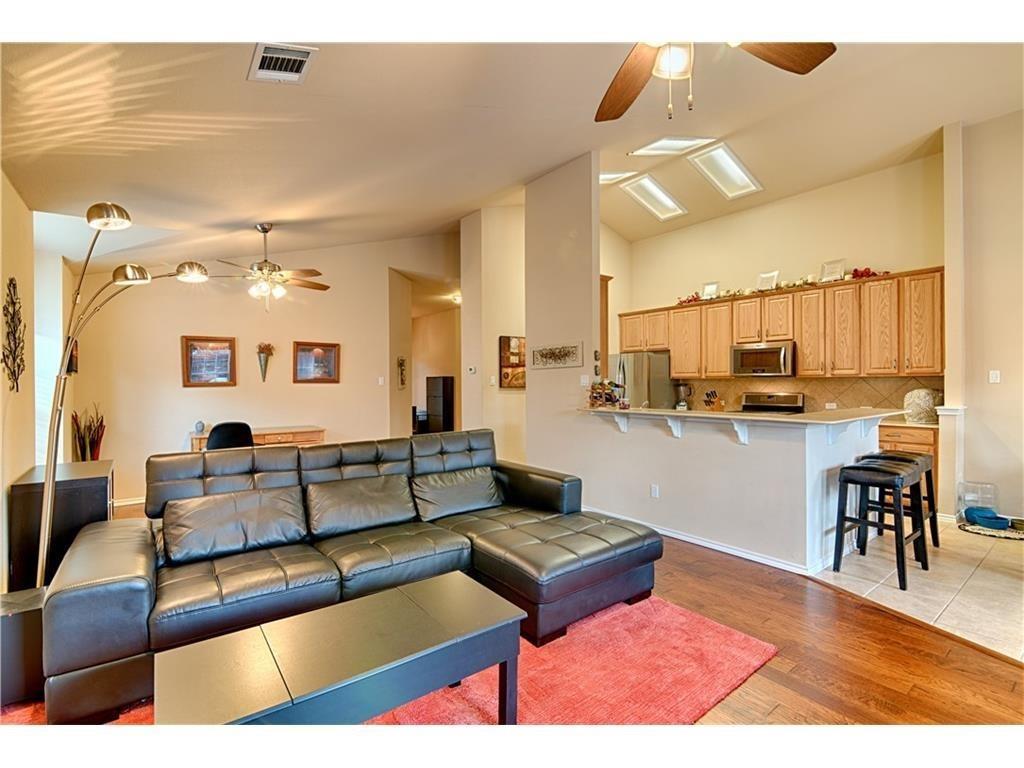 3321 Tavistock Dr Property Photo 6