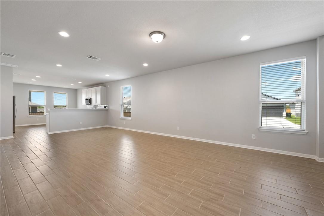 100 Drifter Ln Property Photo 6