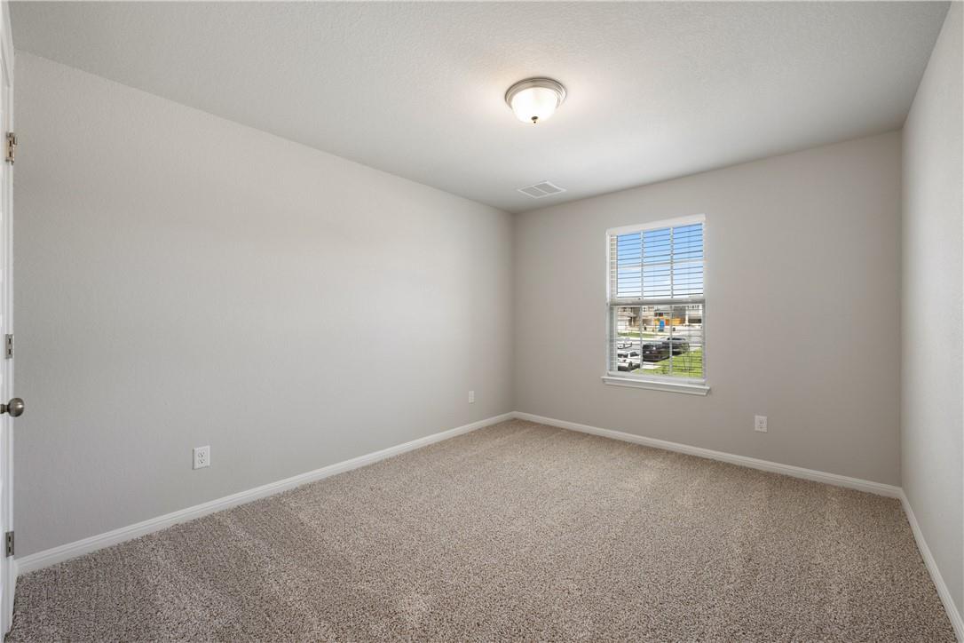 100 Drifter Ln Property Photo 26