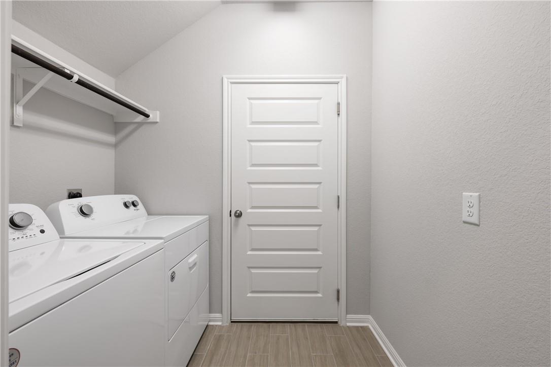 100 Drifter Ln Property Photo 30