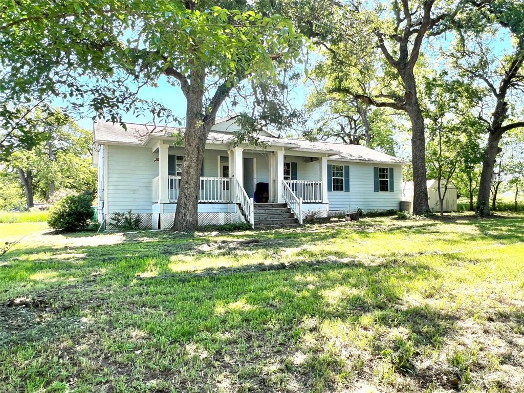 2105 W Gillis Ave Property Photo 1