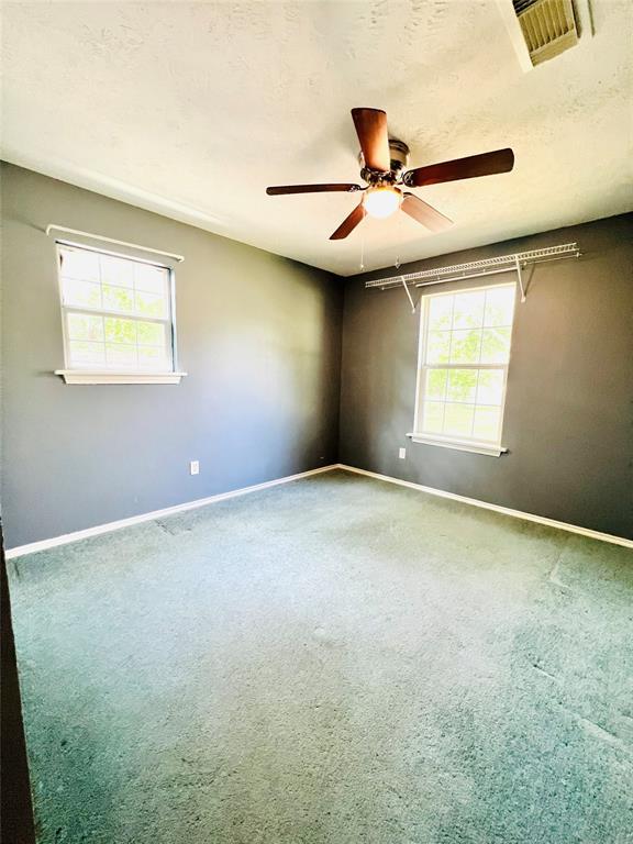 2105 W Gillis Ave Property Photo 15
