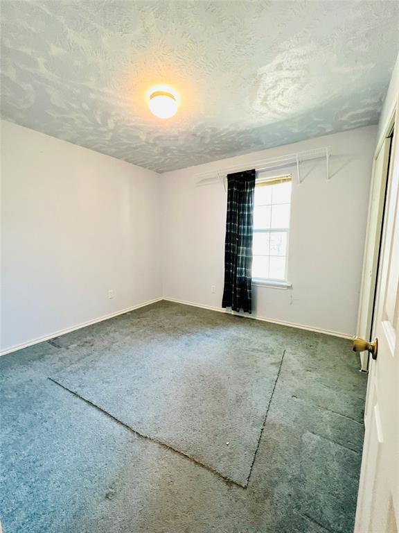 2105 W Gillis Ave Property Photo 18