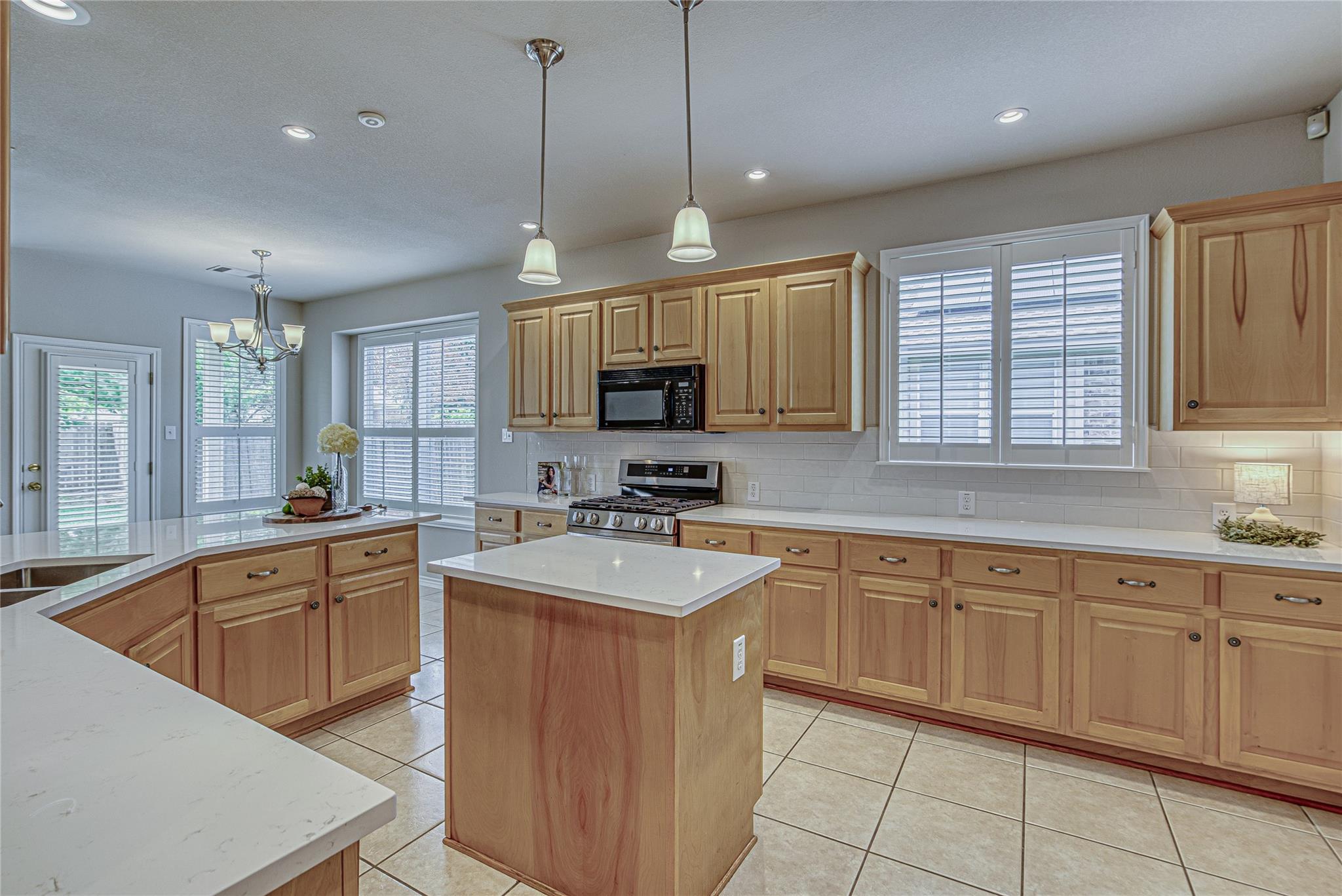3005 Cajuiles Dr Property Photo 26
