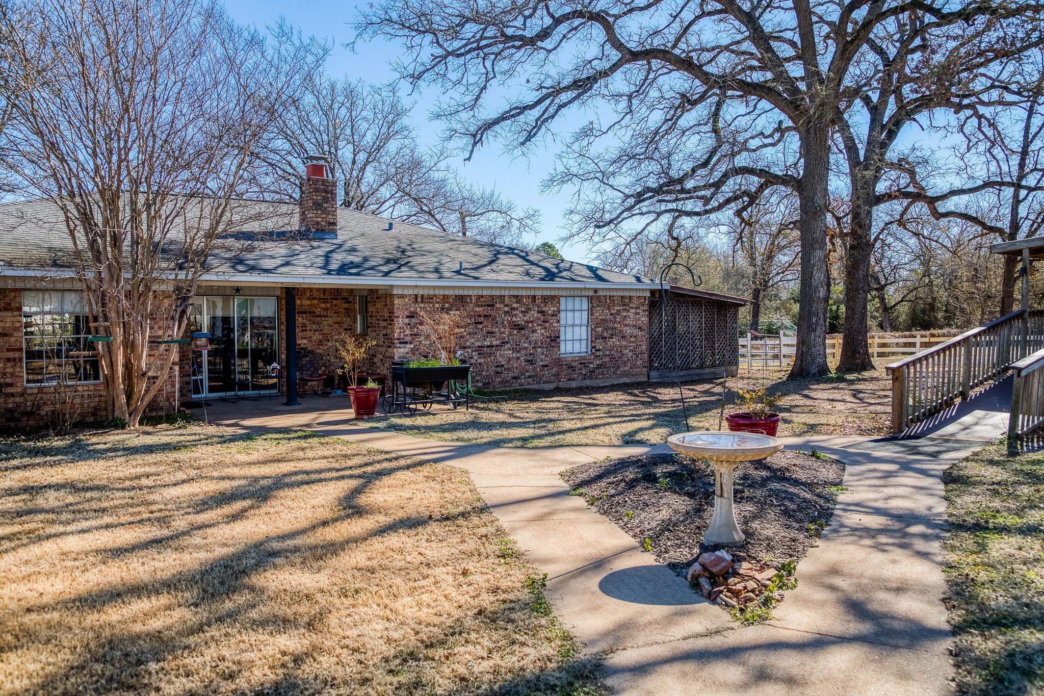 6196 Fm 975 Property Photo 25