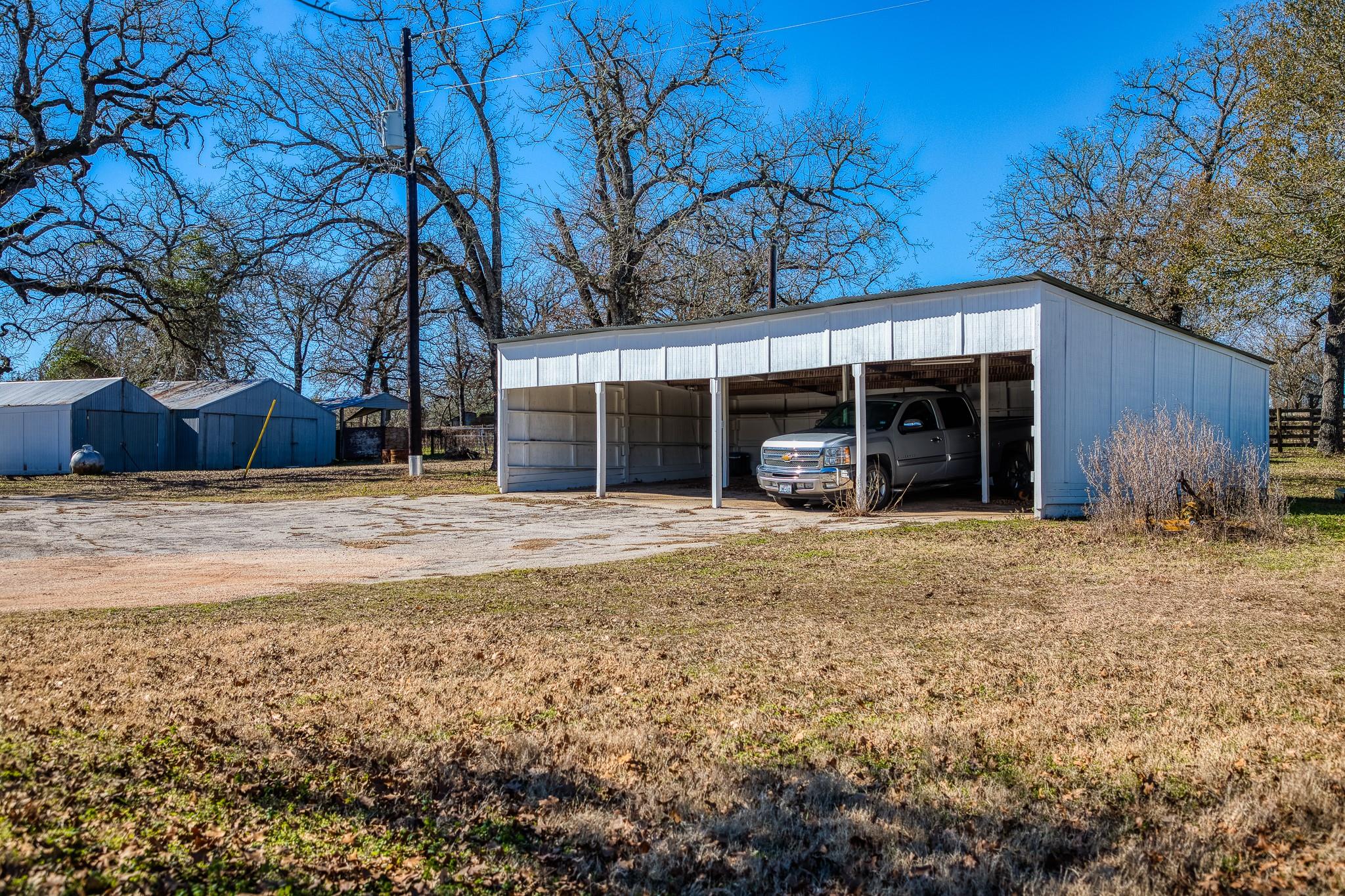 6196 Fm 975 Property Photo 30