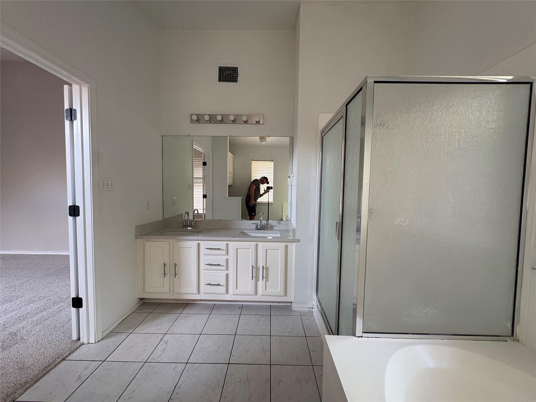 17604 Limpia Creek Dr Property Photo 15