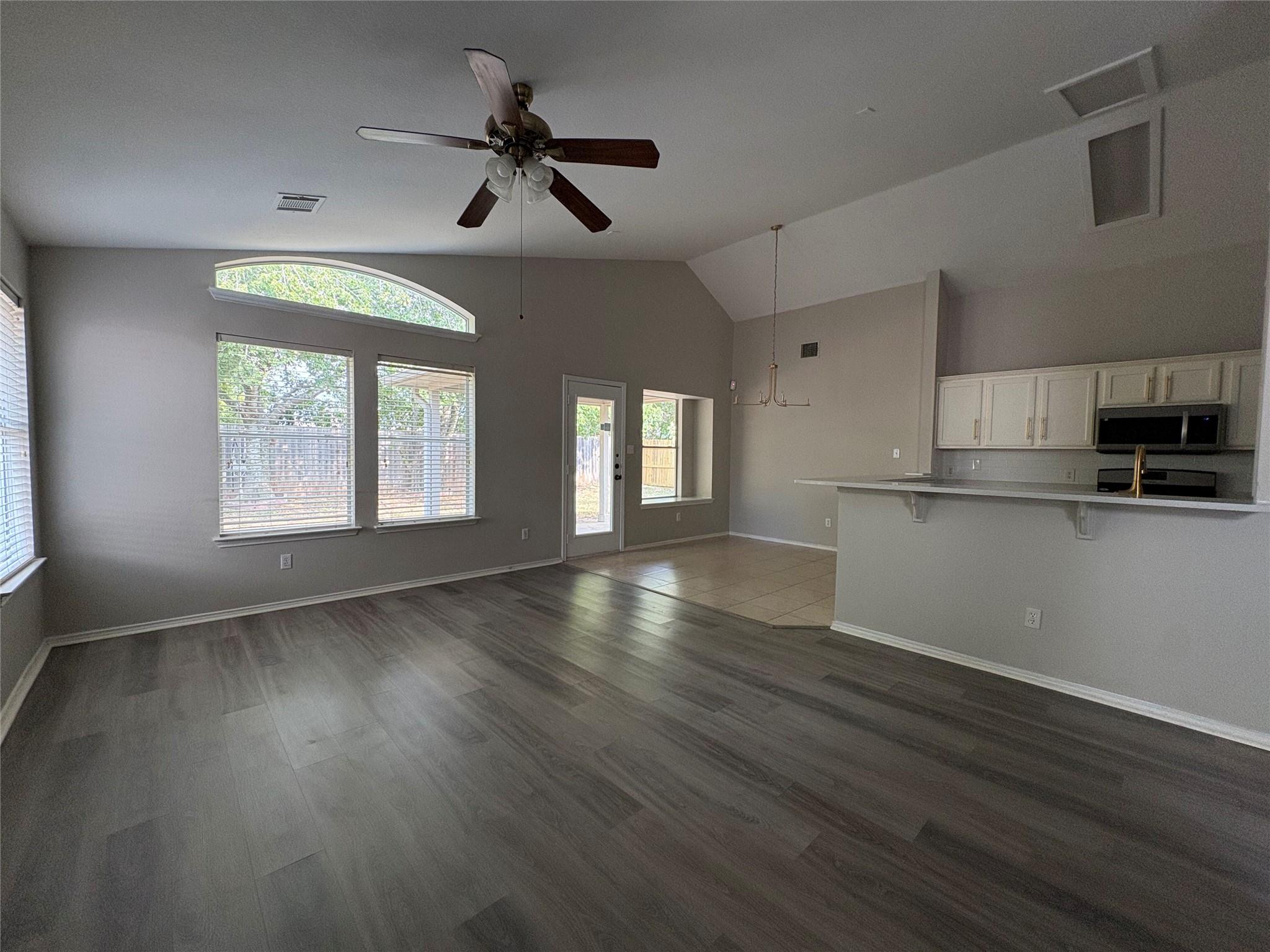 17604 Limpia Creek Dr Property Photo 22