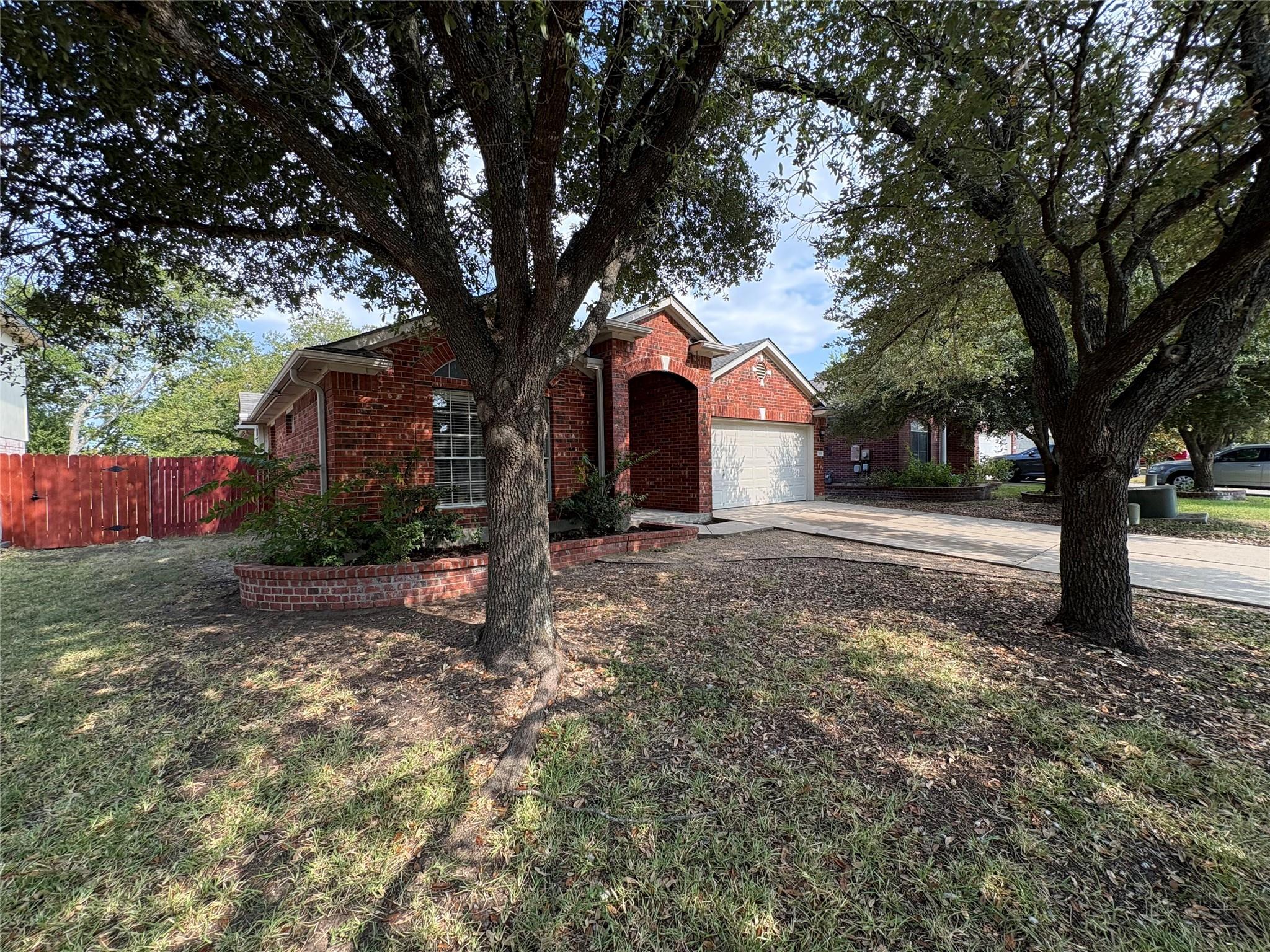17604 Limpia Creek Dr Property Photo 34