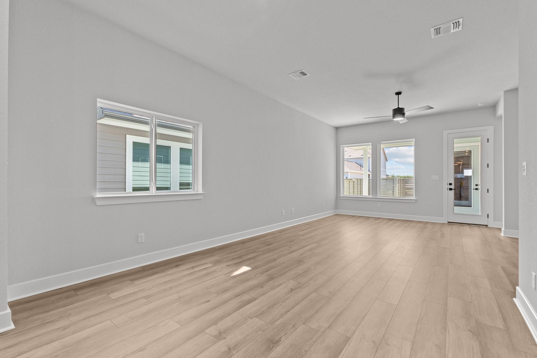 137 Gouda Dr Property Photo 7