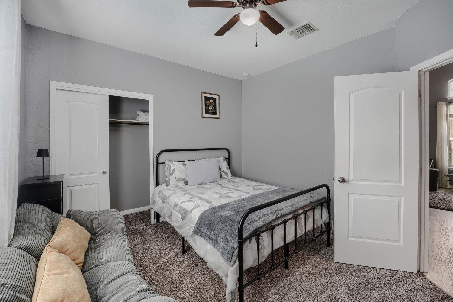 12116 Walter Vaughn Dr Property Photo 10