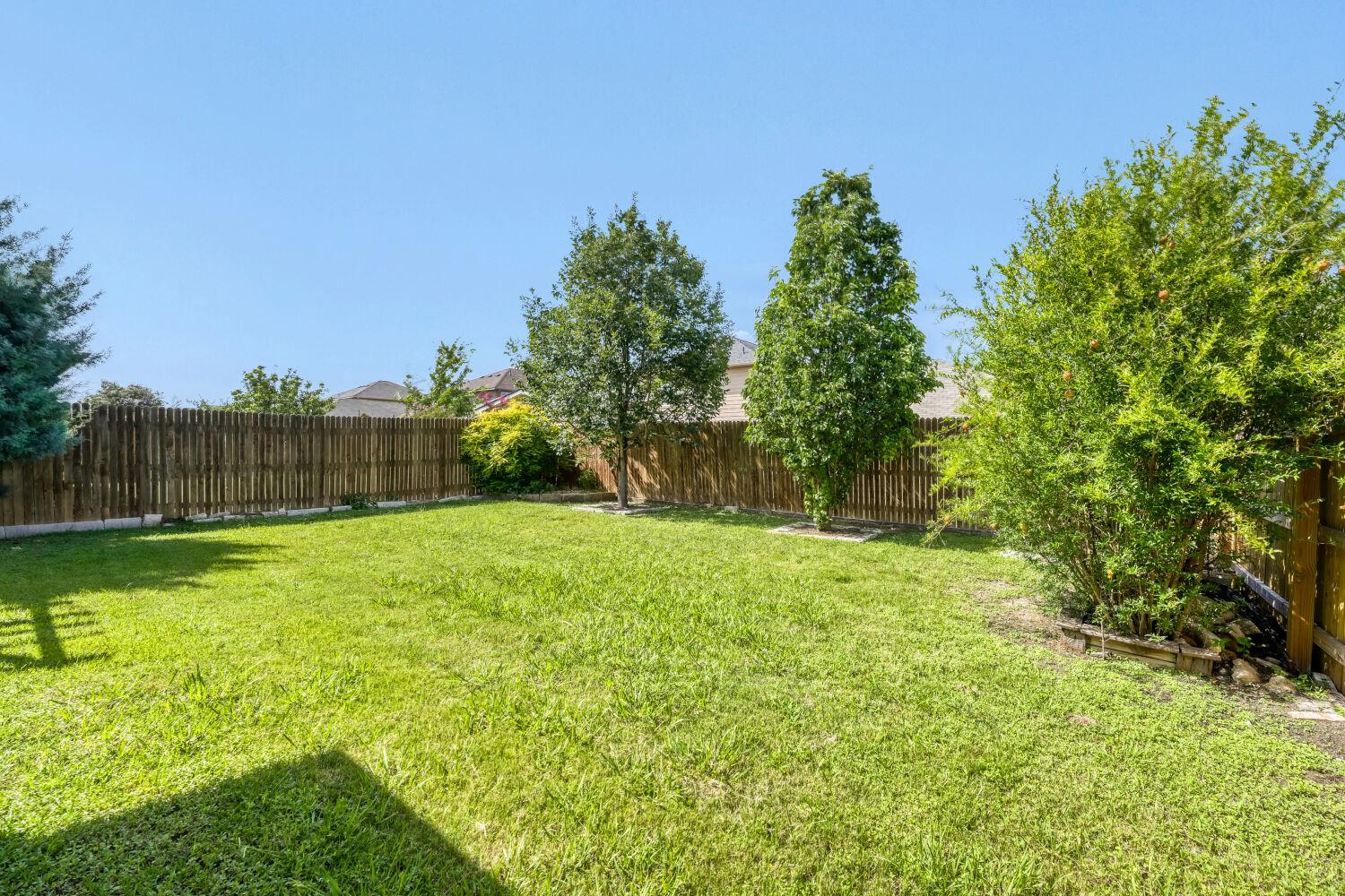 12116 Walter Vaughn Dr Property Photo 24