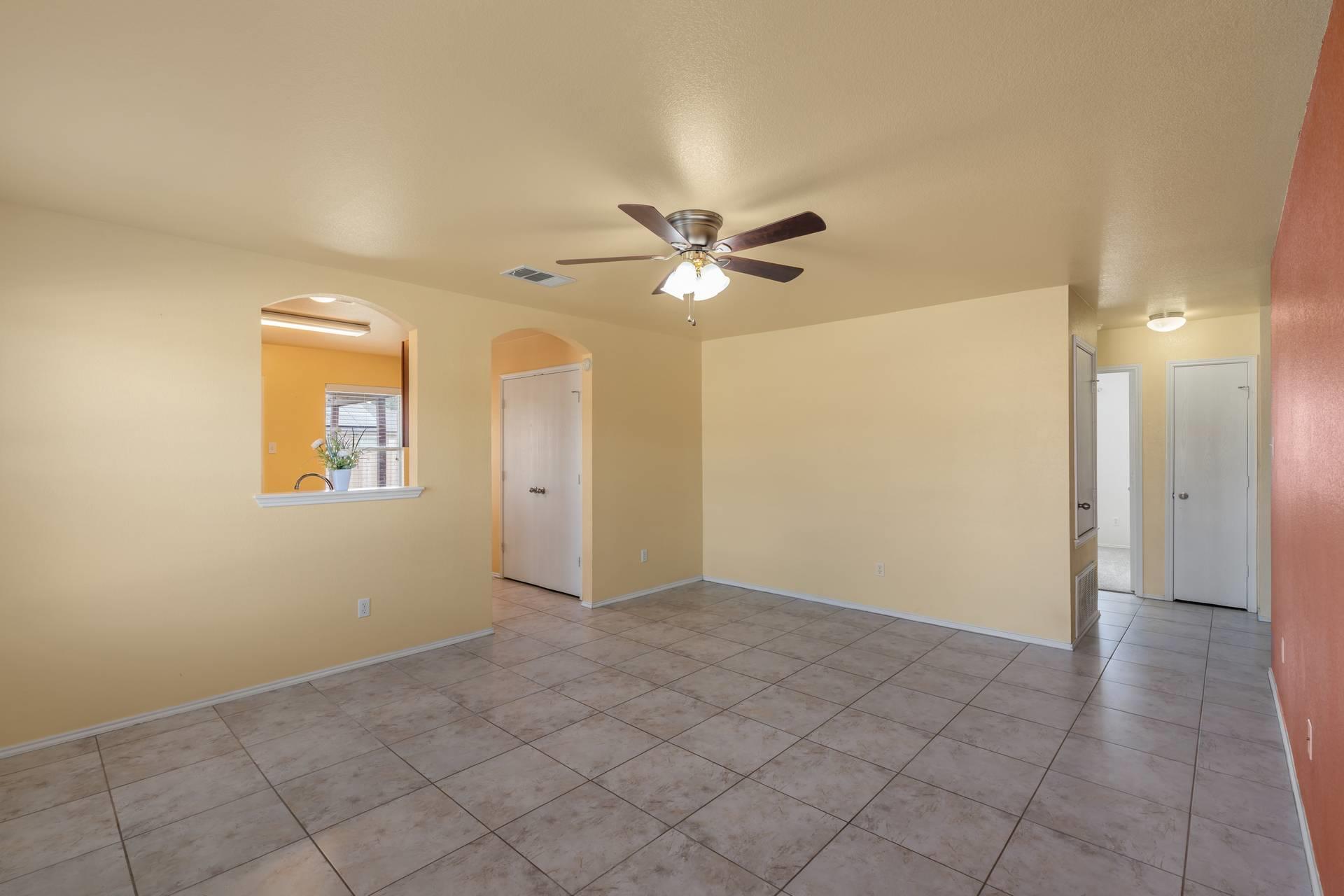 700 Morgan Dr Property Photo 7