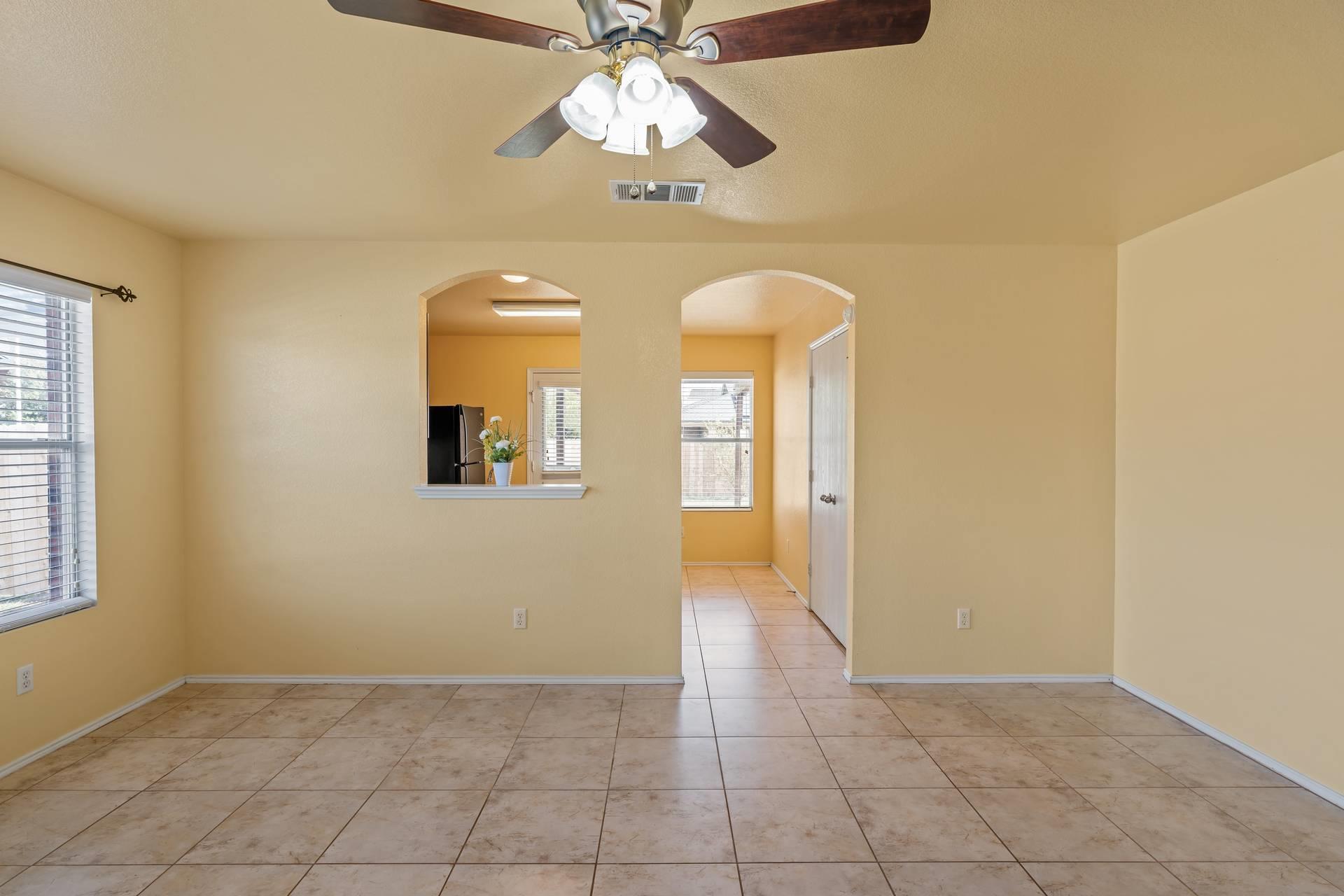 700 Morgan Dr Property Photo 8