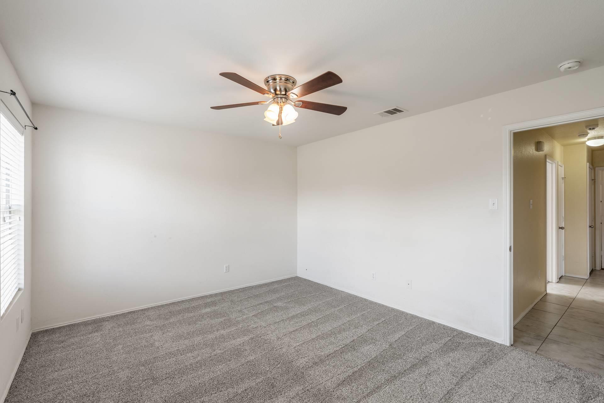 700 Morgan Dr Property Photo 13
