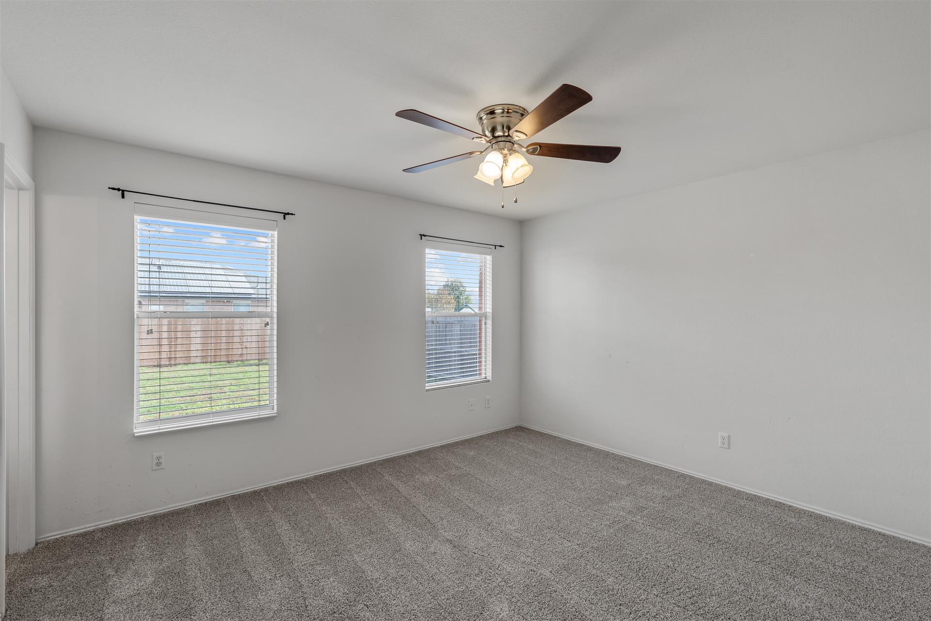 700 Morgan Dr Property Photo 15