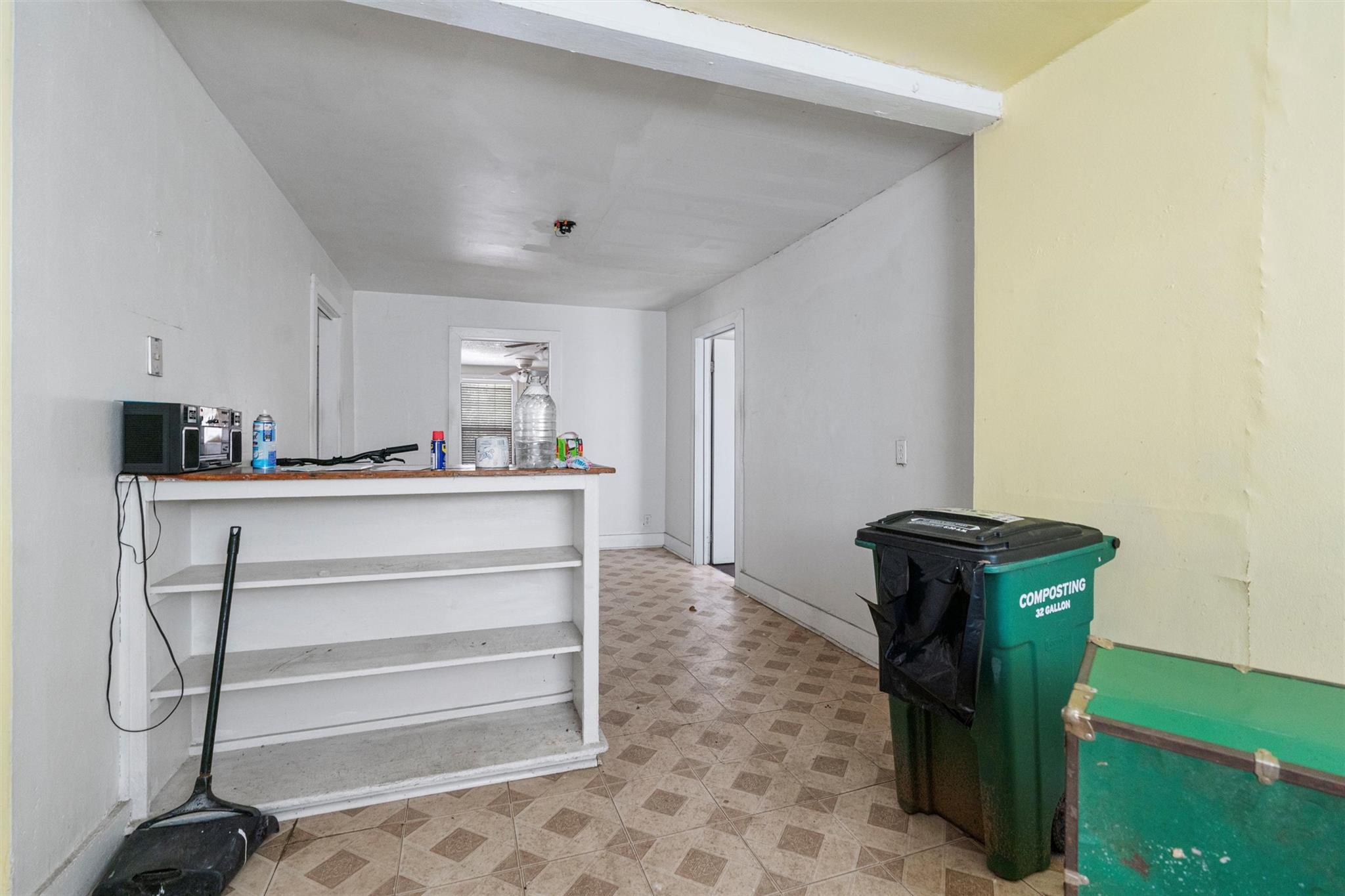 6311 Del Monte Rd Property Photo 12