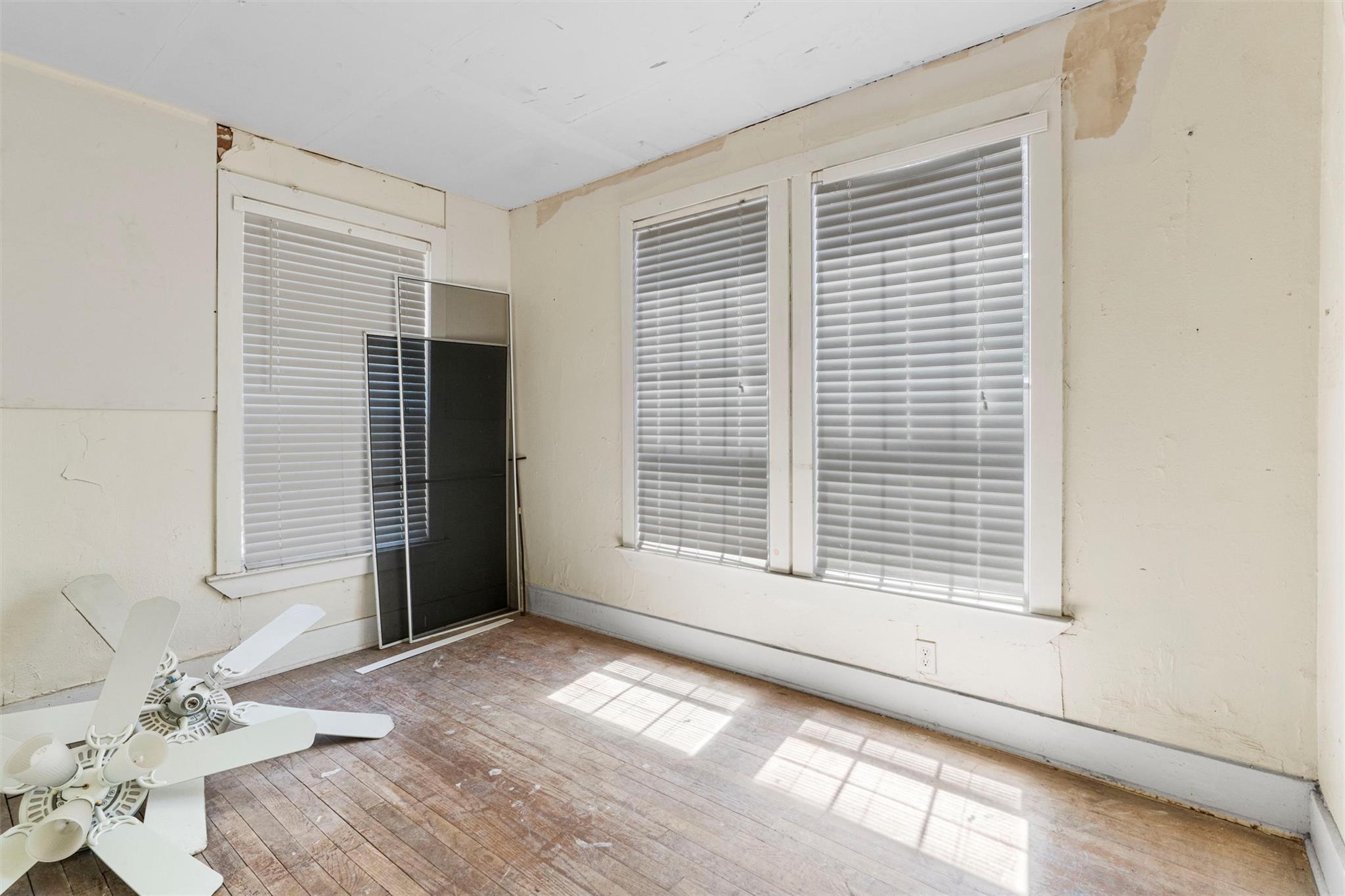 6311 Del Monte Rd Property Photo 14