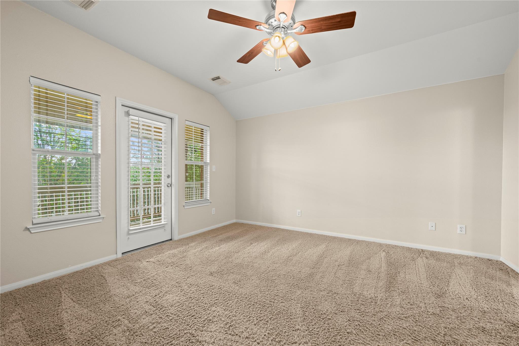 5105 Hibiscus Valley Dr Property Photo 16