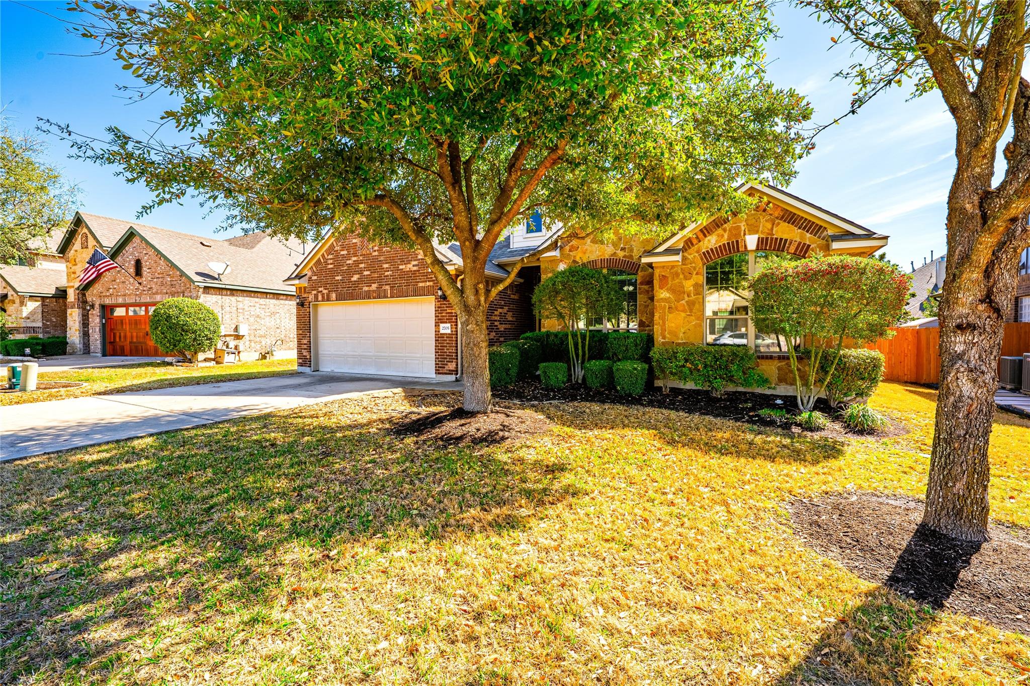 2705 Sixpence Ln Property Photo 1
