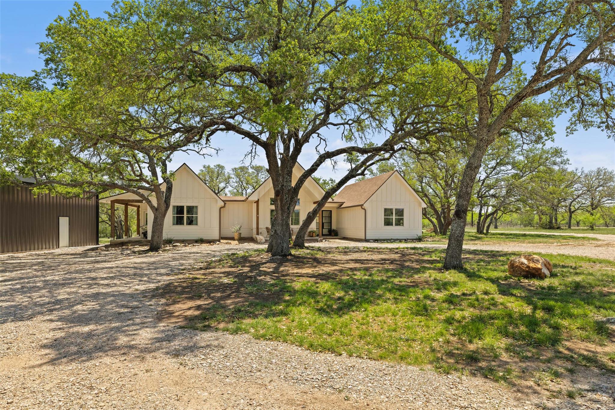 Real Estate Main Image