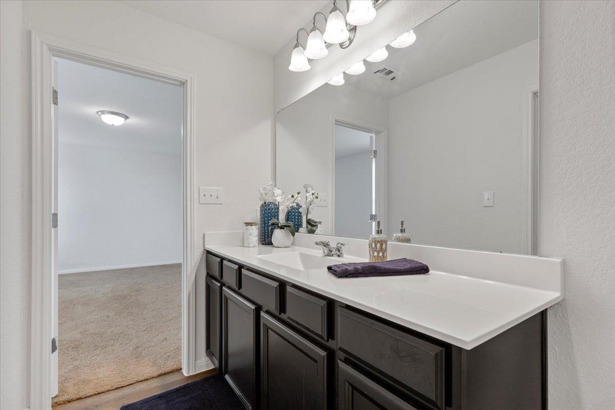 336 Wonderful Life Way Property Photo 11
