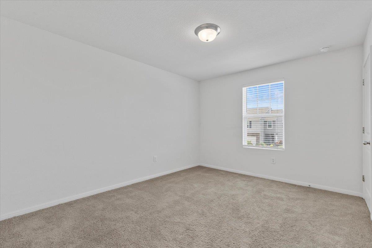 336 Wonderful Life Way Property Photo 14