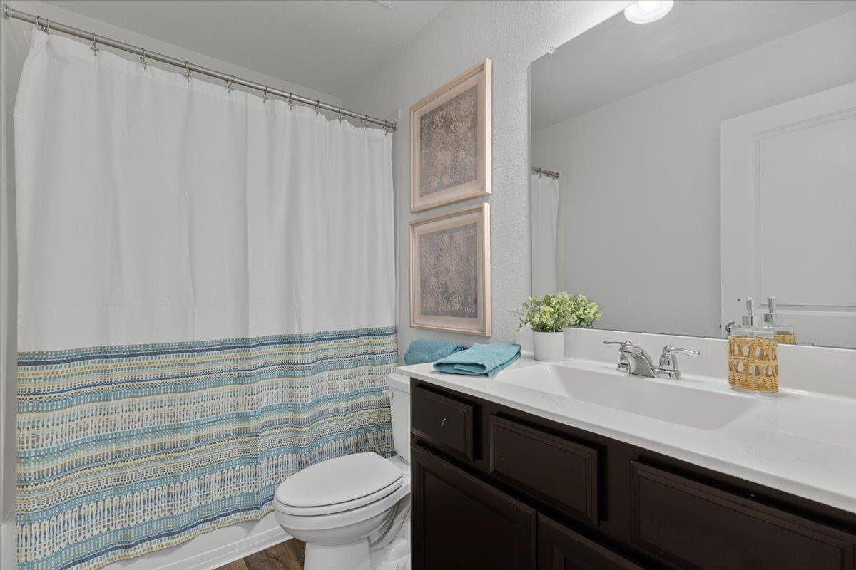 336 Wonderful Life Way Property Photo 16