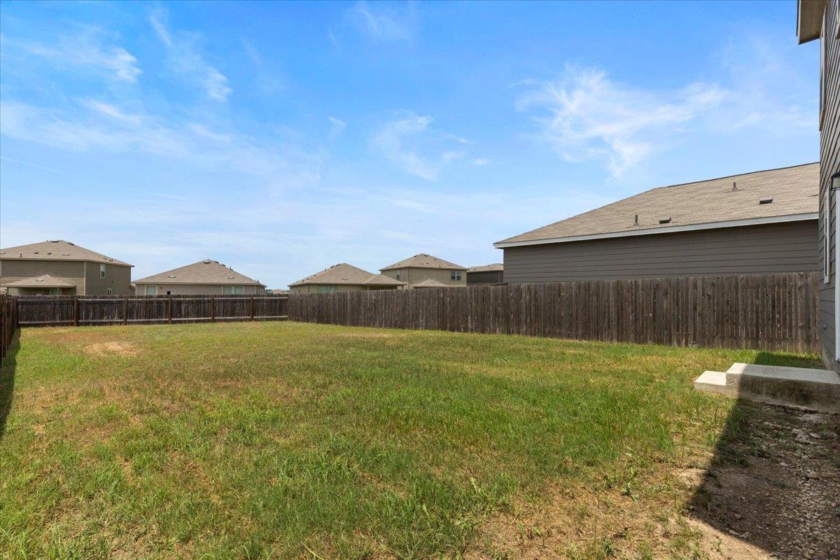 336 Wonderful Life Way Property Photo 21
