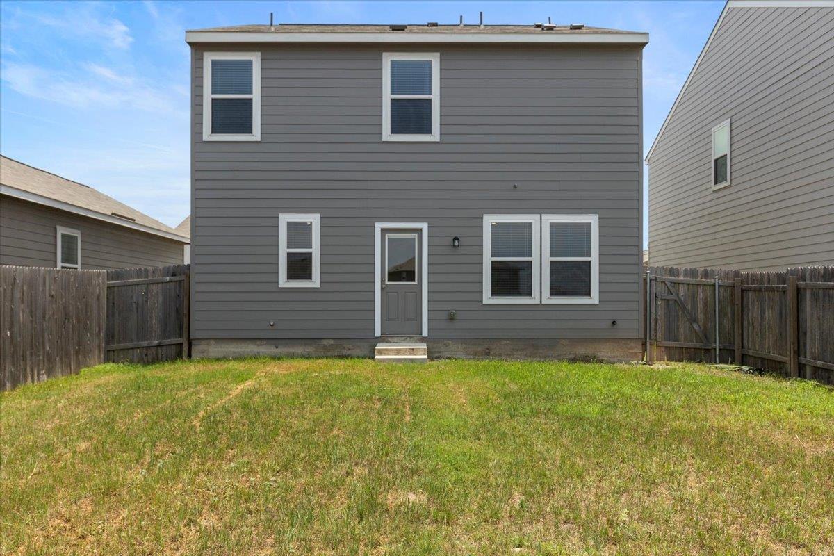 336 Wonderful Life Way Property Photo 22