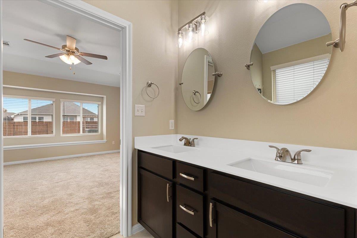 111 Crooked Trl Property Photo 19