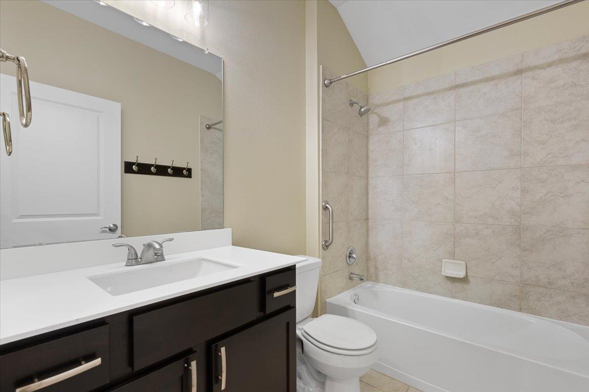 111 Crooked Trl Property Photo 26