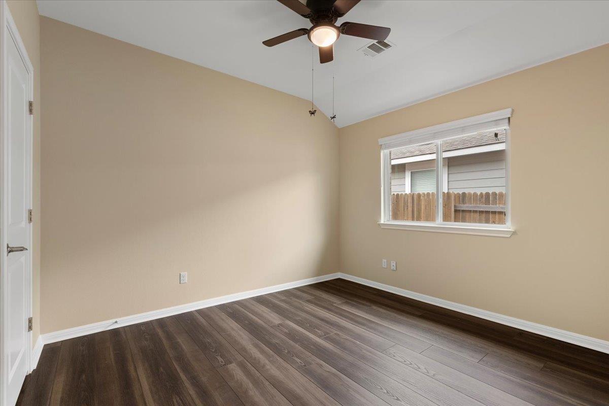 111 Crooked Trl Property Photo 27