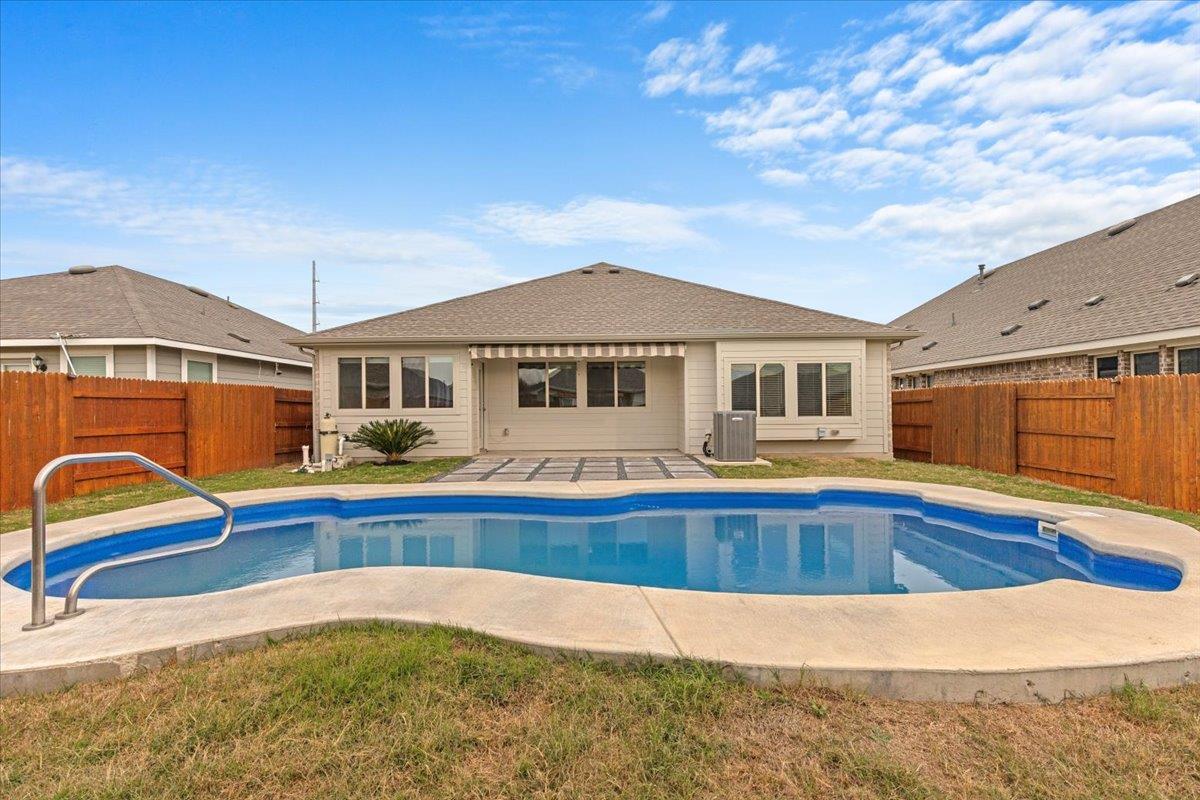 111 Crooked Trl Property Photo 30