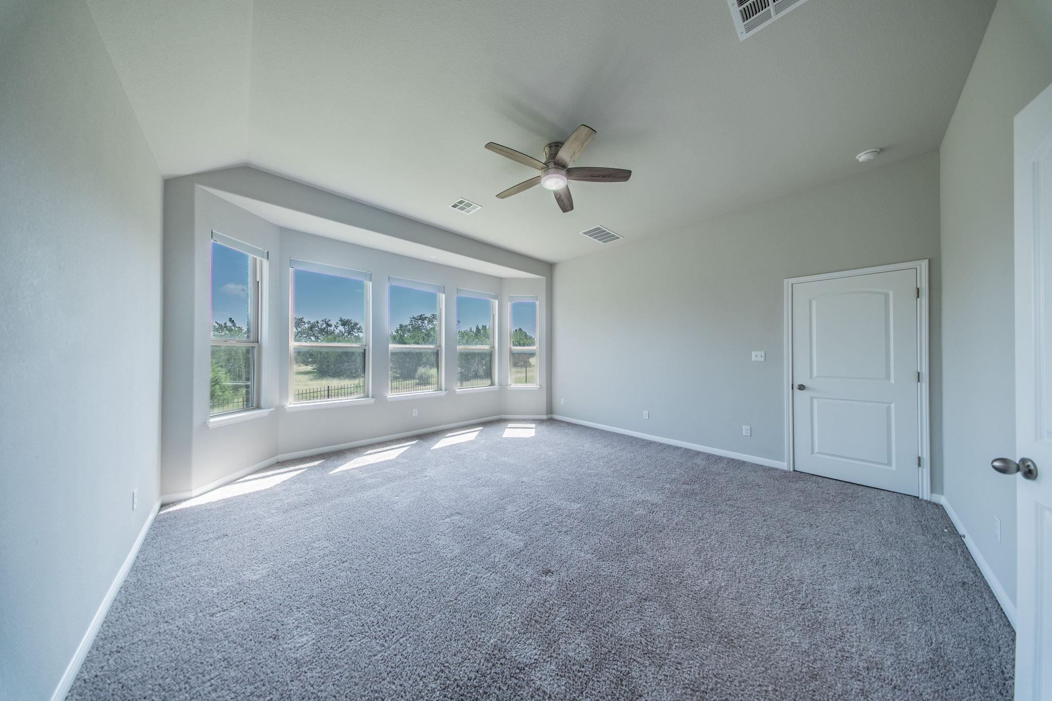 533 Founders Rdg Property Photo 14