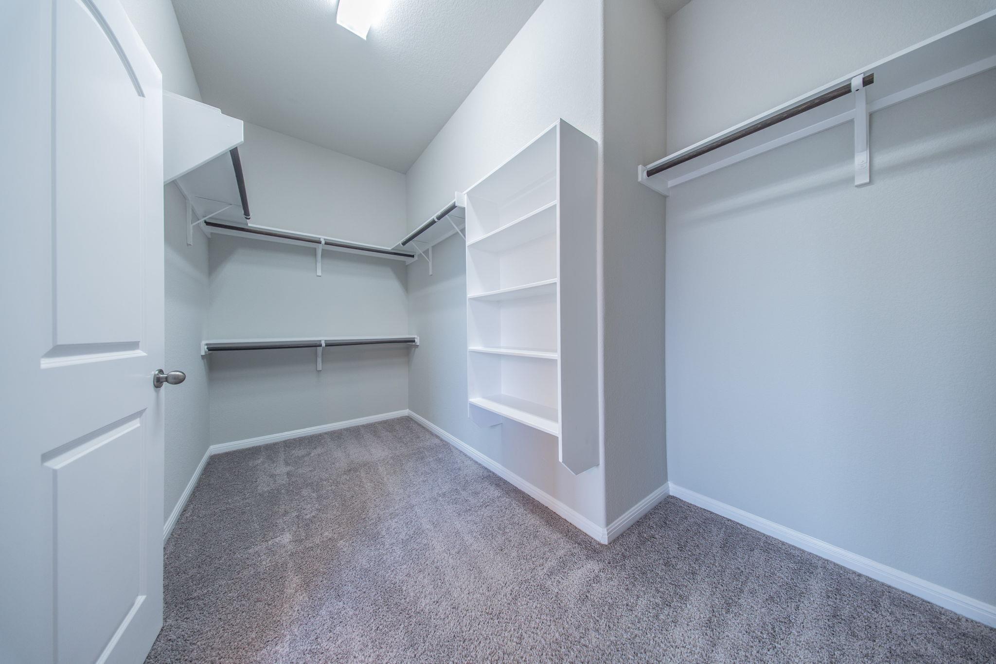 533 Founders Rdg Property Photo 17