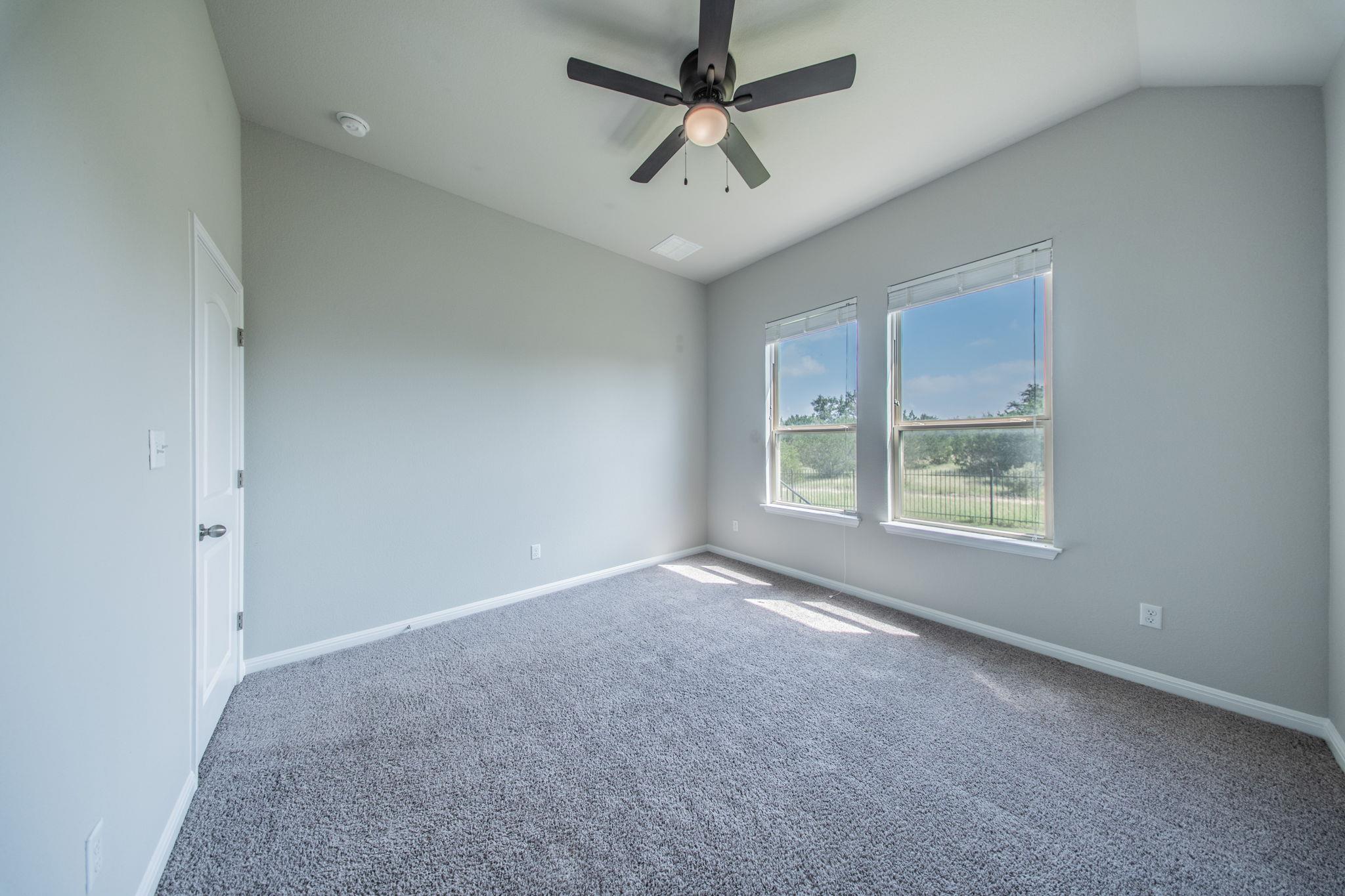 533 Founders Rdg Property Photo 19