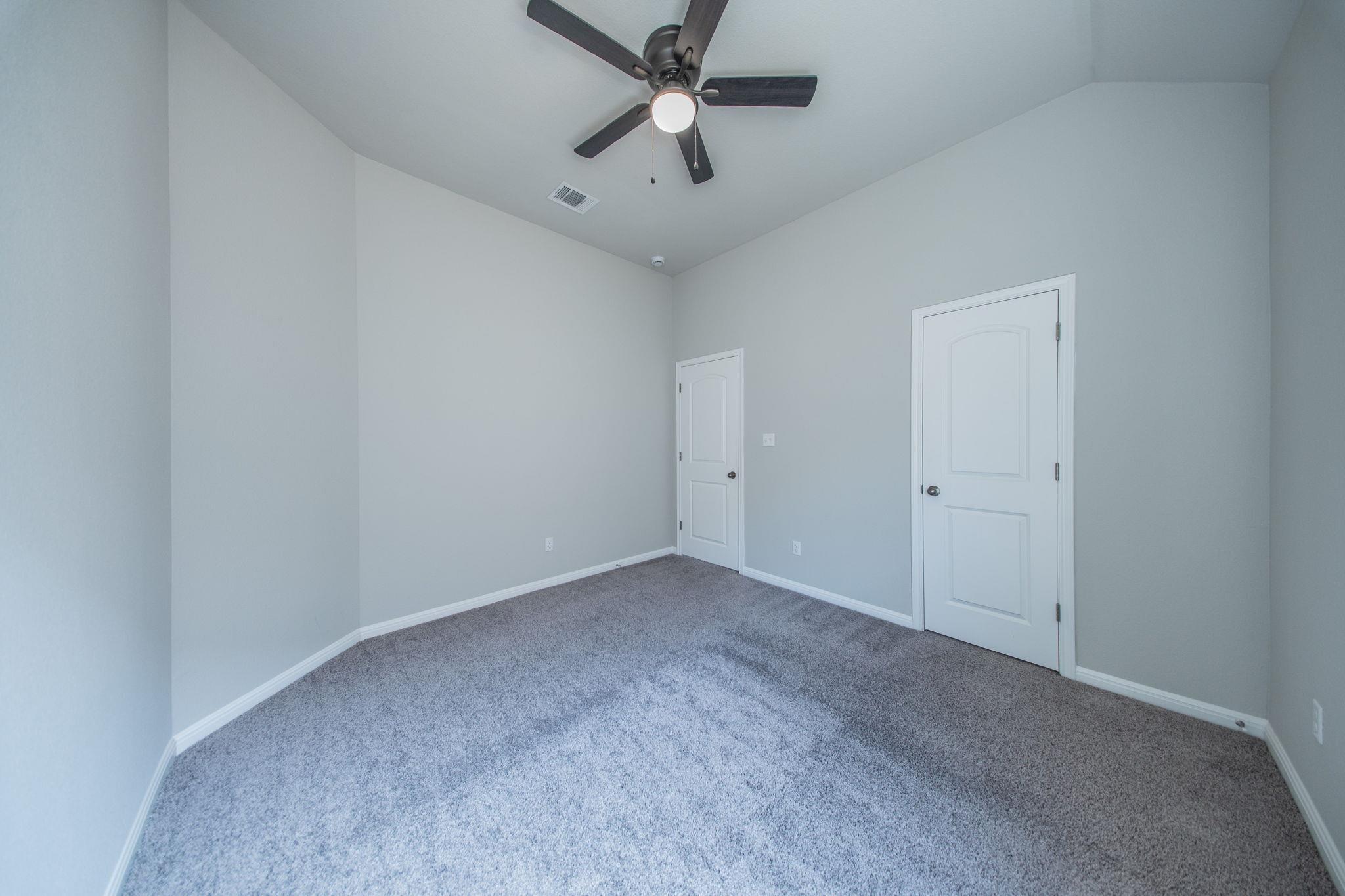 533 Founders Rdg Property Photo 22