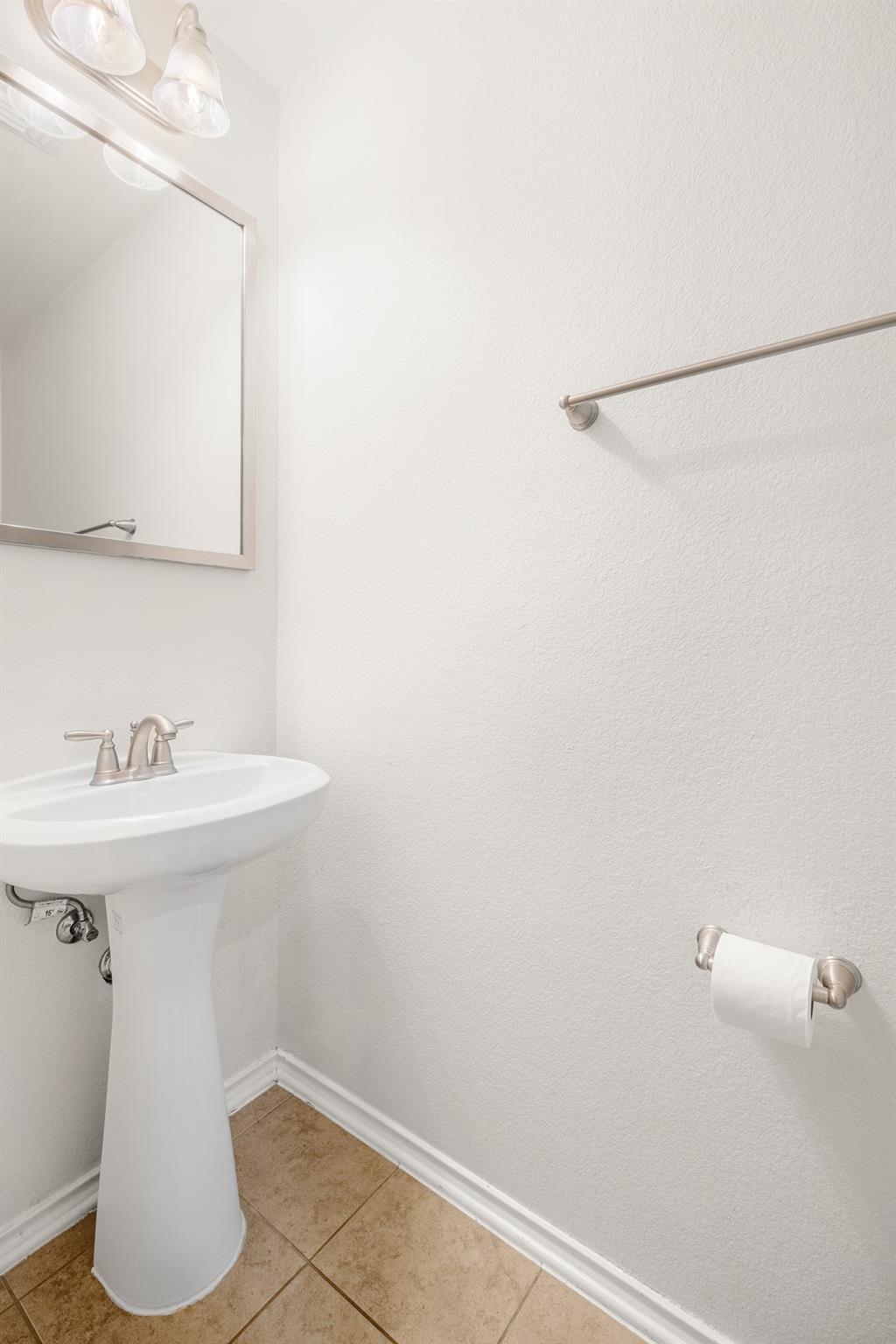 8913 Winter Haven Rd Property Photo 17