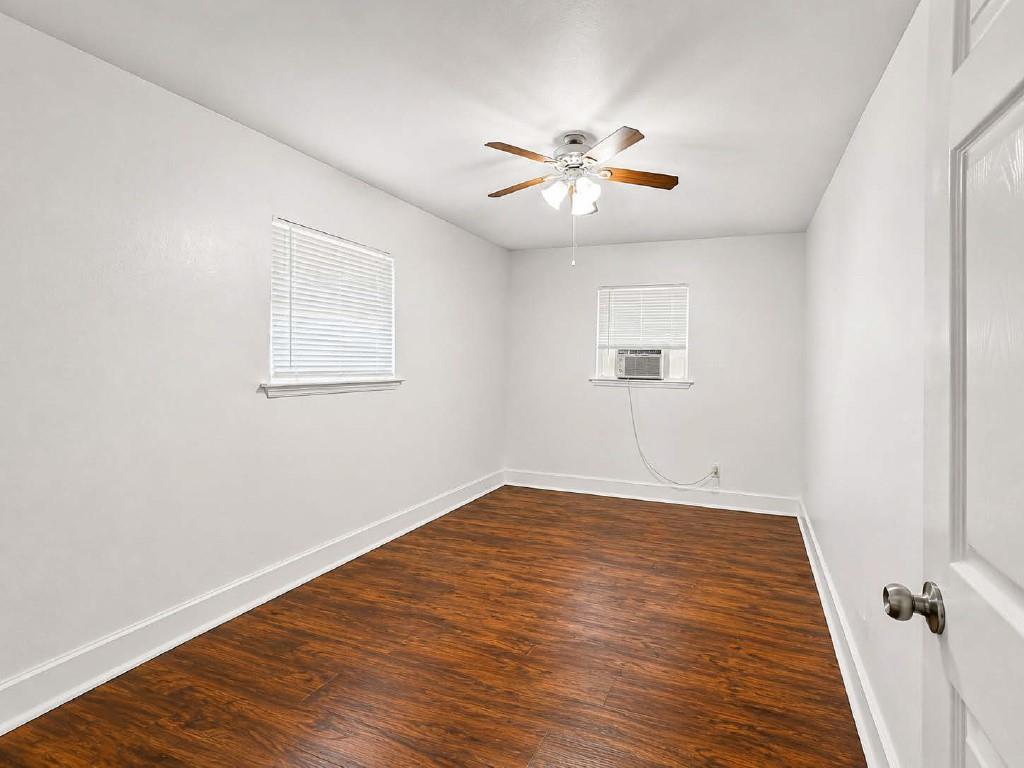 610 Gunter St Property Photo 11