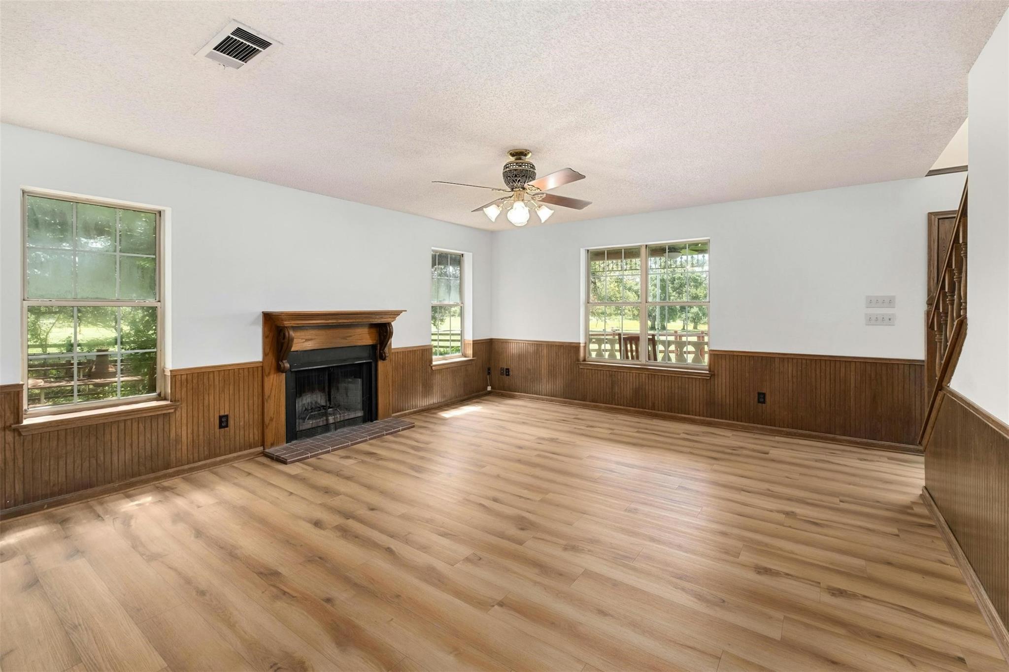 3805 Lone Man Mountain Rd #b Property Photo 7