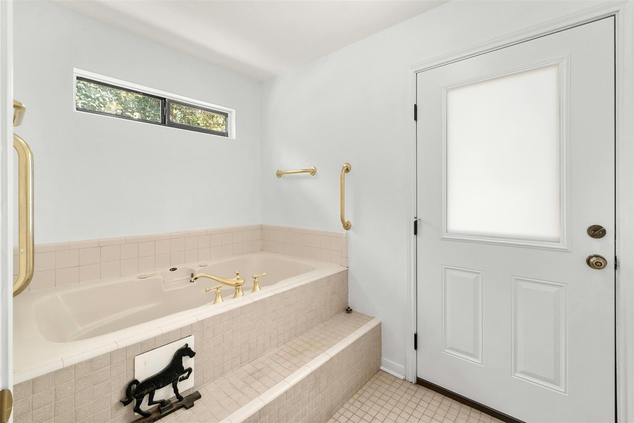 3805 Lone Man Mountain Rd #b Property Photo 13