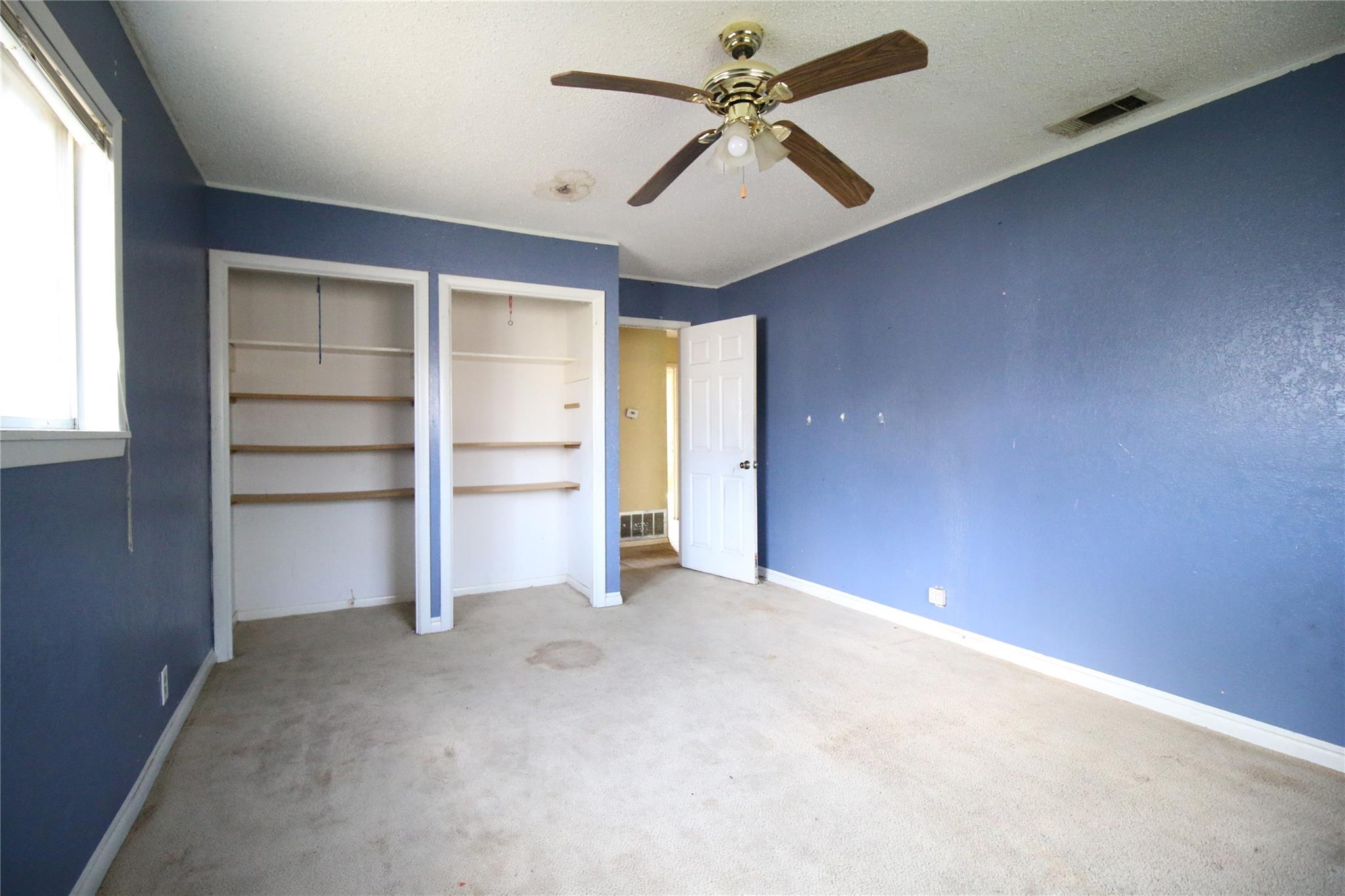 2810 Inwood Rd Property Photo 12