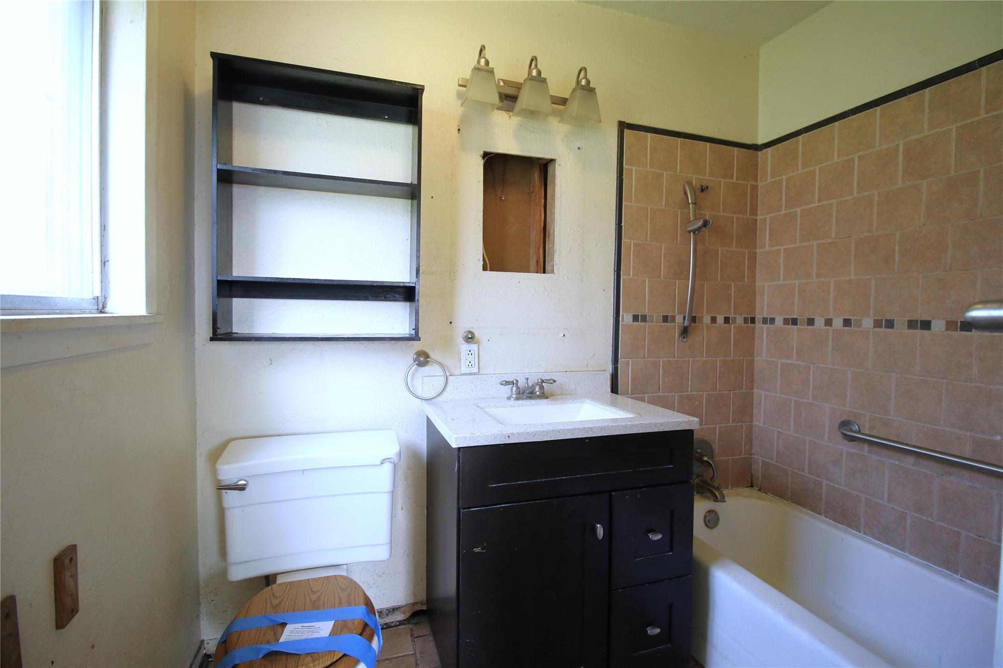 2810 Inwood Rd Property Photo 17